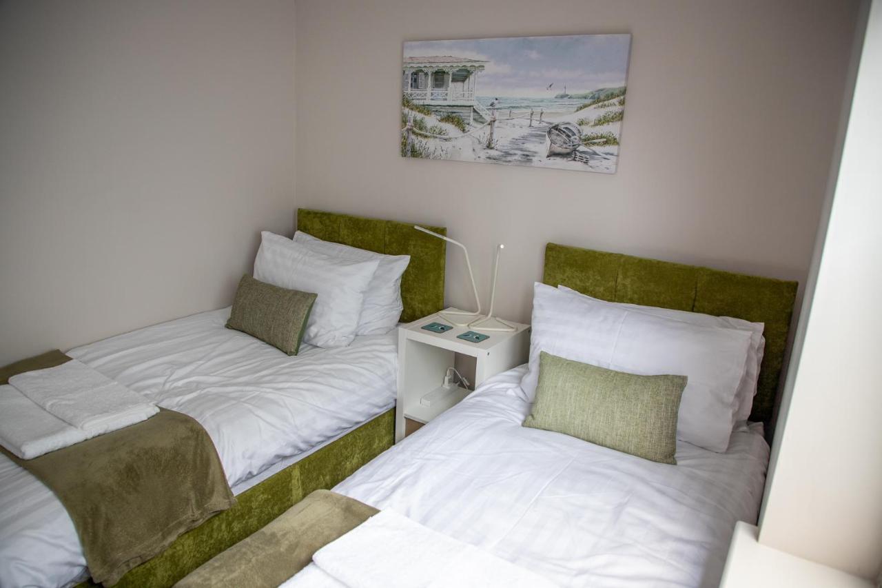 Wave Stays - Ground Floor Apartment - Outside Seating Area Cleveleys Exteriér fotografie