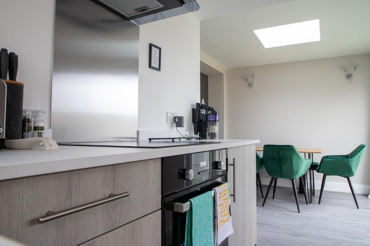 Wave Stays - Ground Floor Apartment - Outside Seating Area Cleveleys Exteriér fotografie